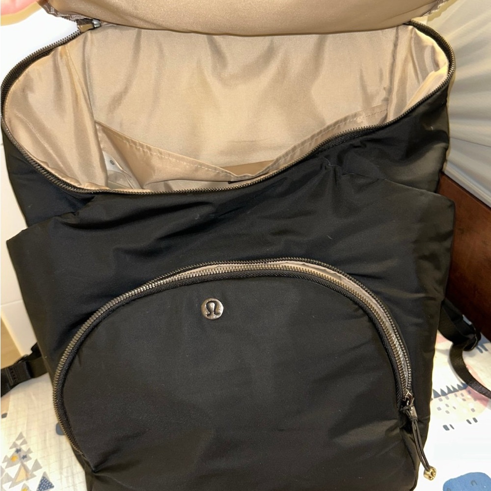 lululemon new parent backpack